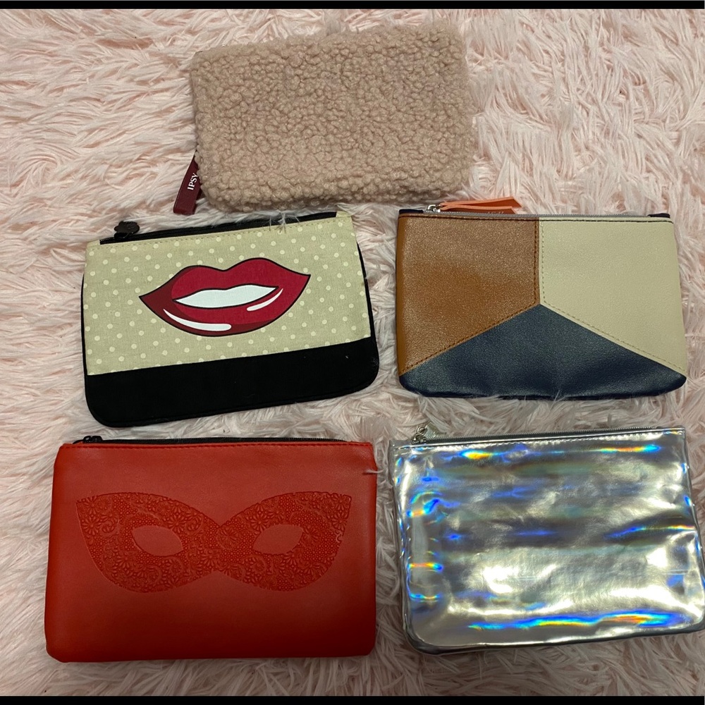 Ipsy make up bags